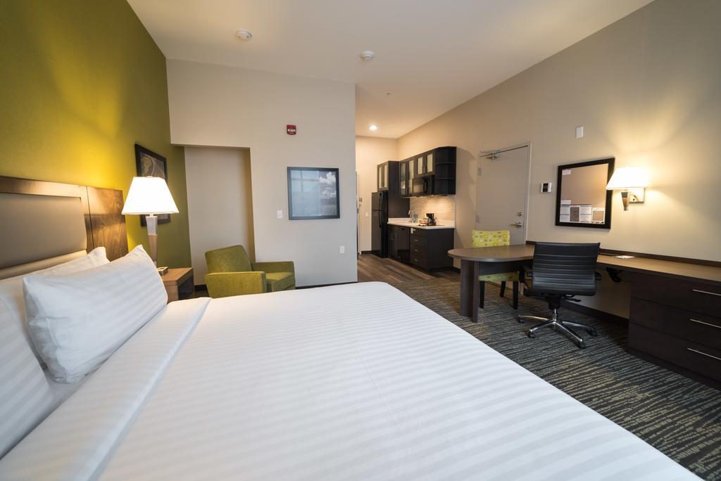 Candlewood Suites West Edmonton - Mall Area By Ihg Екстер'єр фото