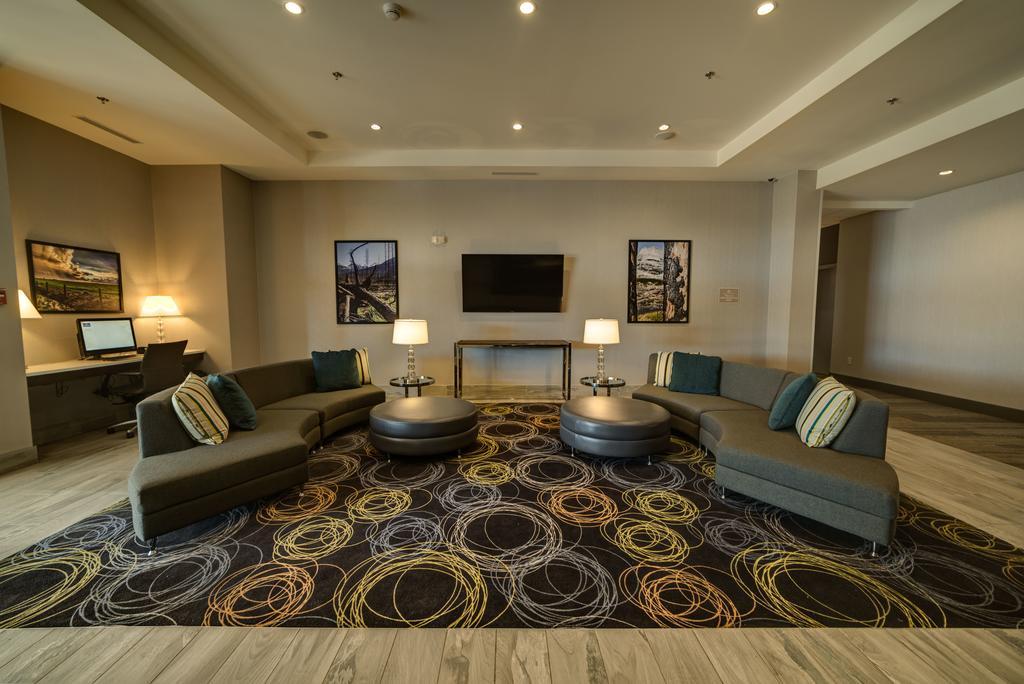 Candlewood Suites West Edmonton - Mall Area By Ihg Екстер'єр фото