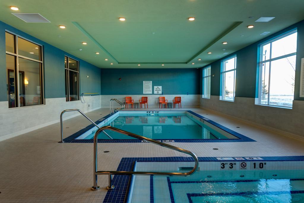 Candlewood Suites West Edmonton - Mall Area By Ihg Екстер'єр фото