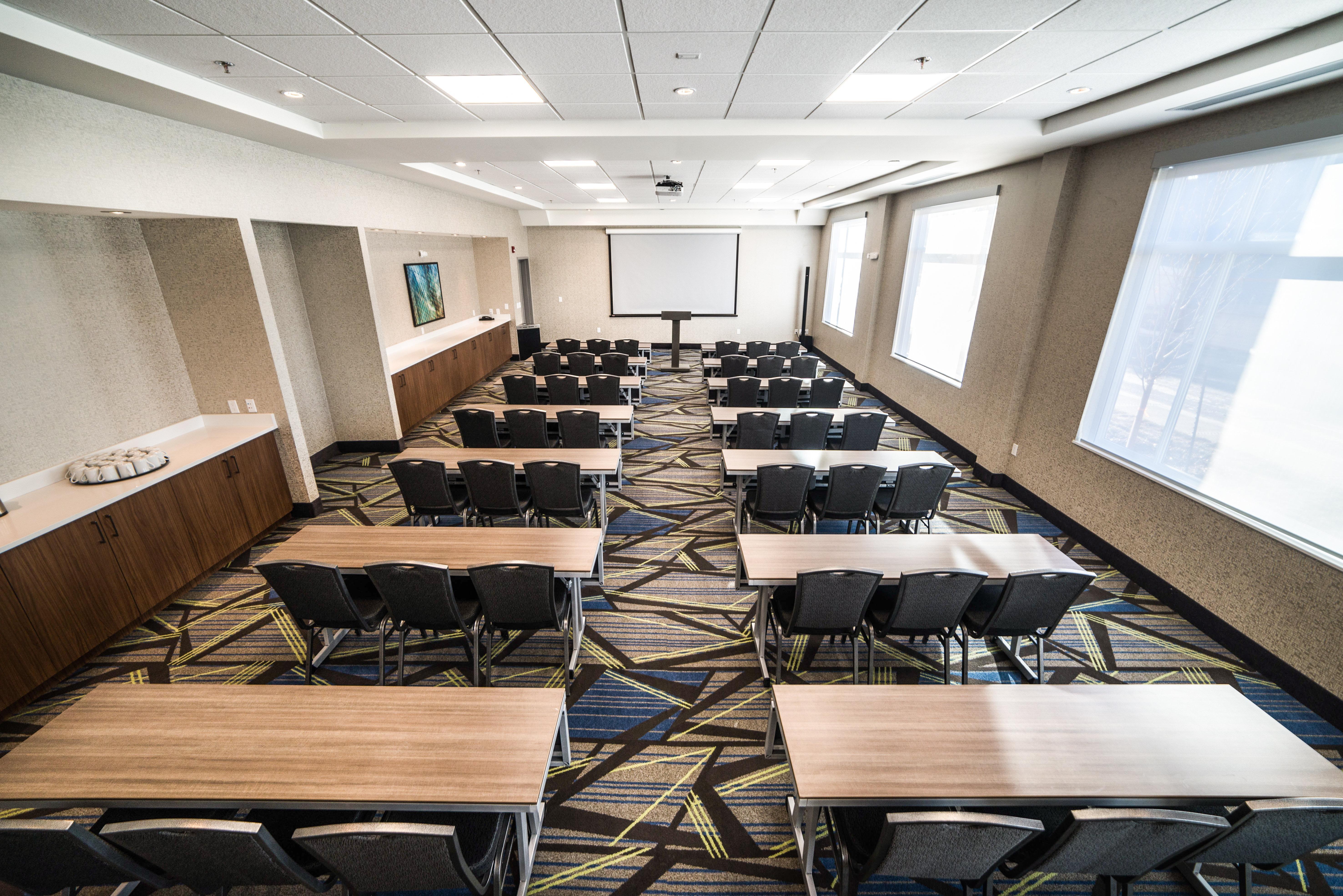 Candlewood Suites West Edmonton - Mall Area By Ihg Екстер'єр фото