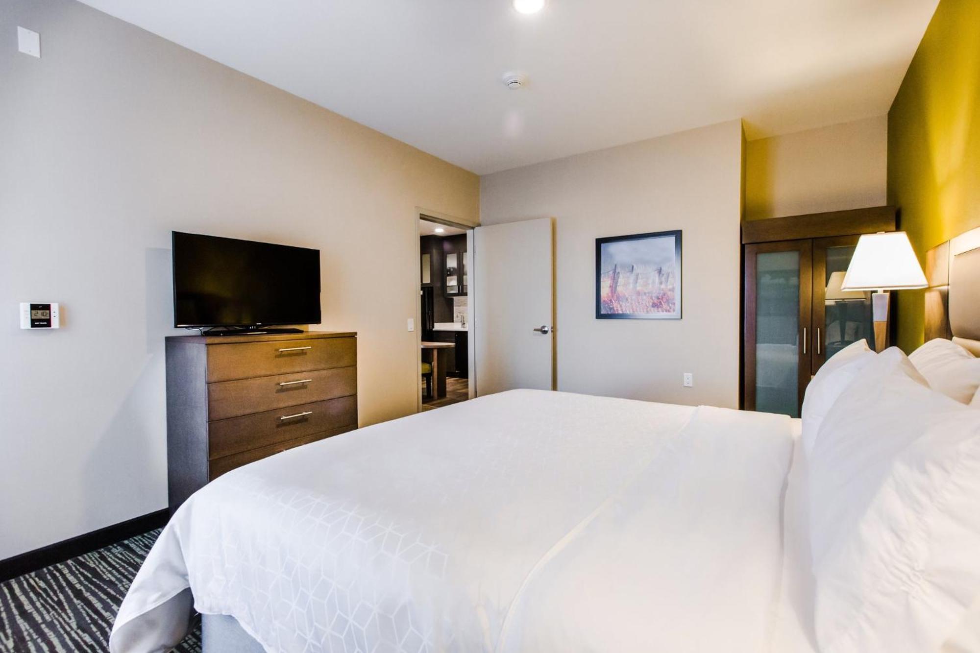 Candlewood Suites West Edmonton - Mall Area By Ihg Екстер'єр фото